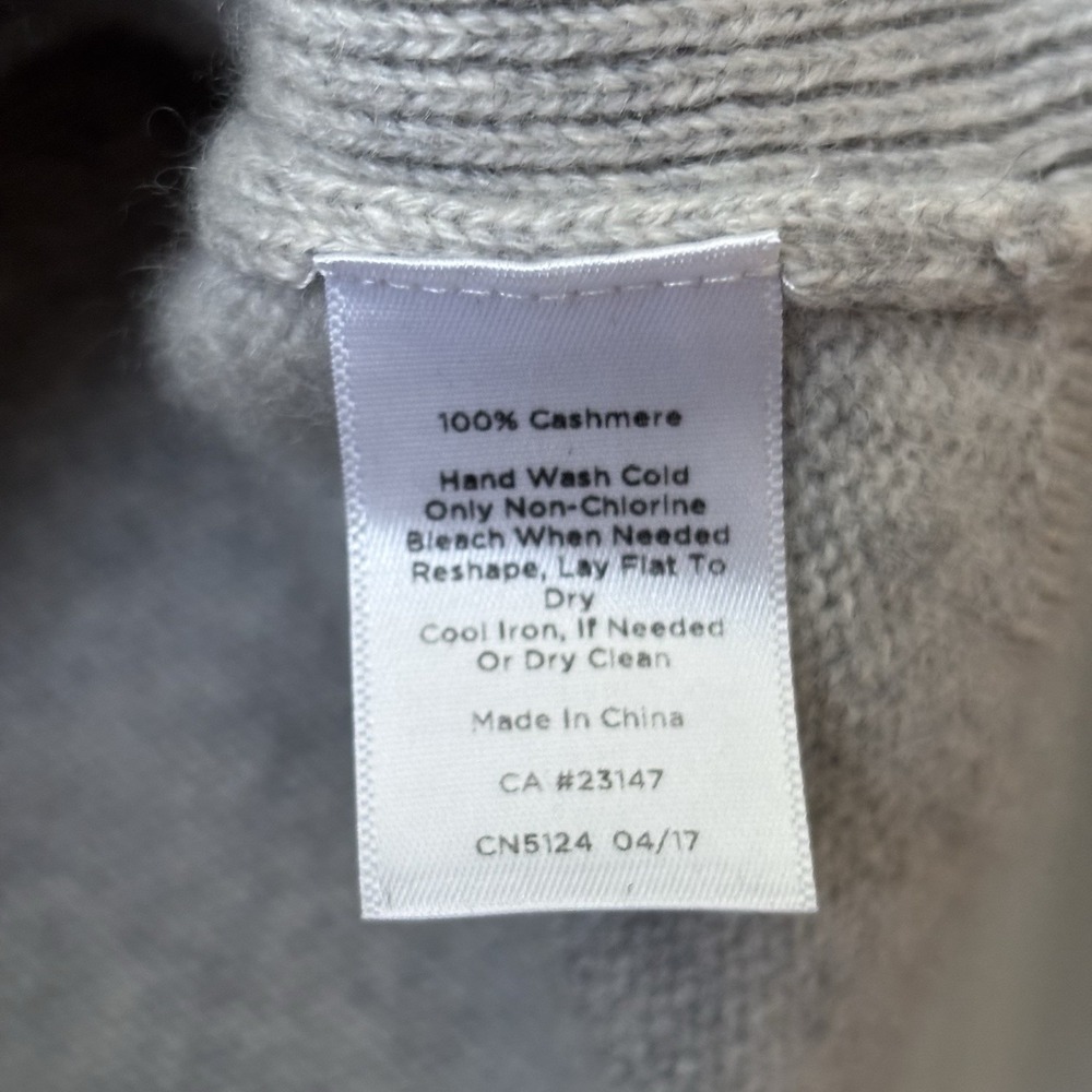 Talbots Petites 100% Cashmere Crewneck Sweater Grey Raglan Sleeve SP - Picture 4 of 7